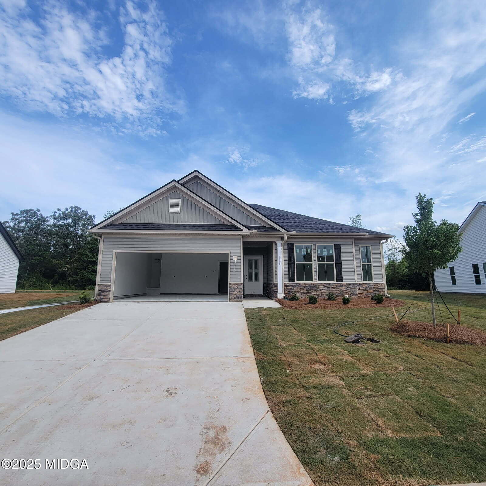My Home Communities - 108 Breakwater Way Featured Image