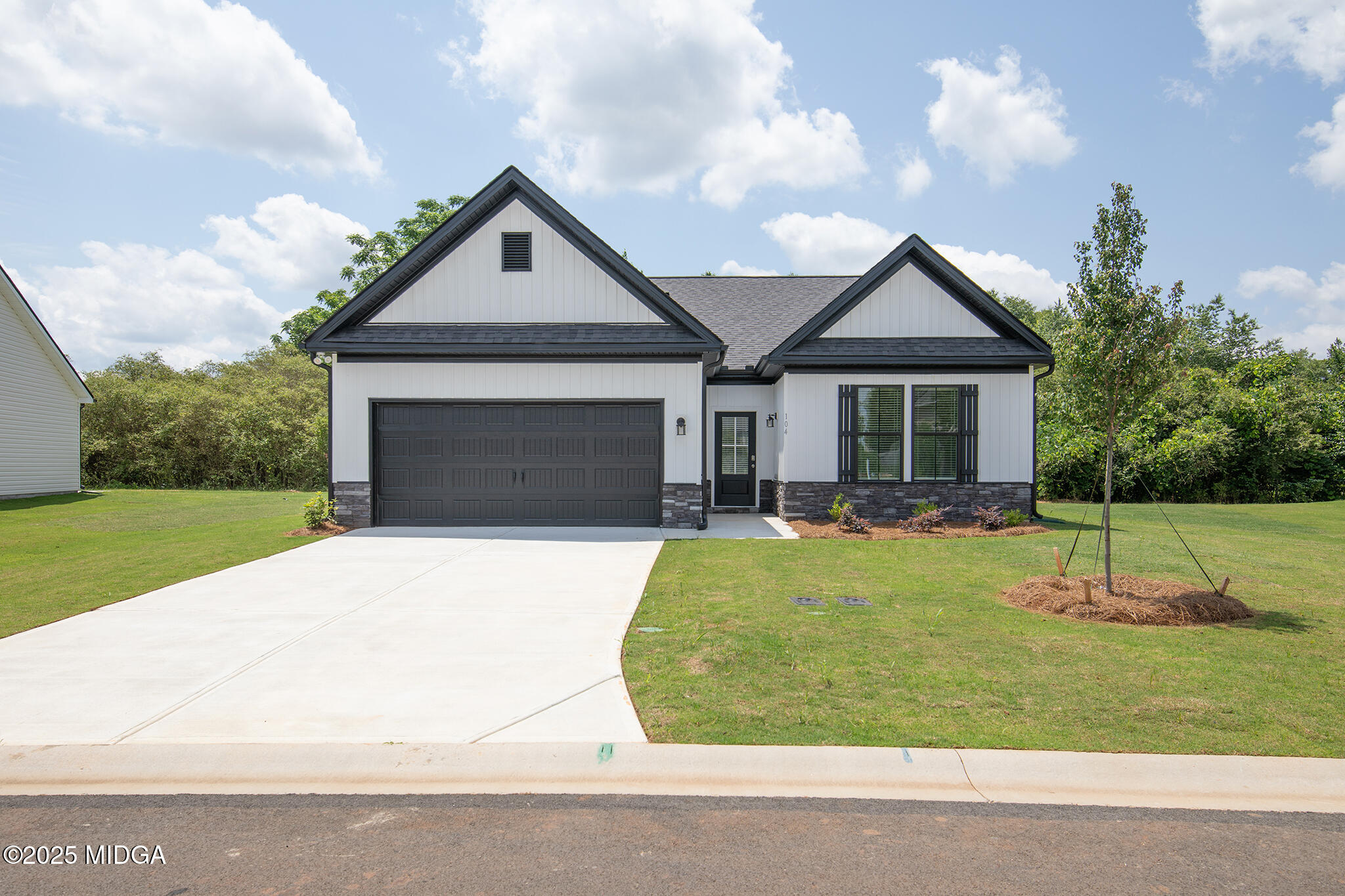 My Home Communities - 104 Breakwater Way Featured Image